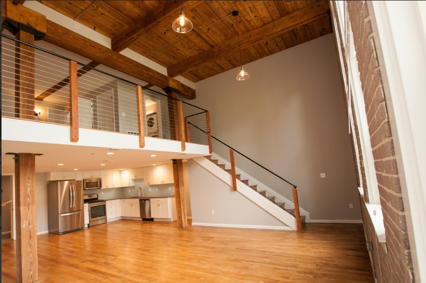 632 N College Street - 203